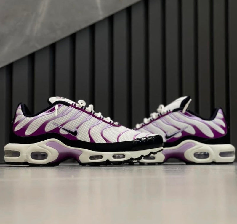 Tênis Air Max plus TN