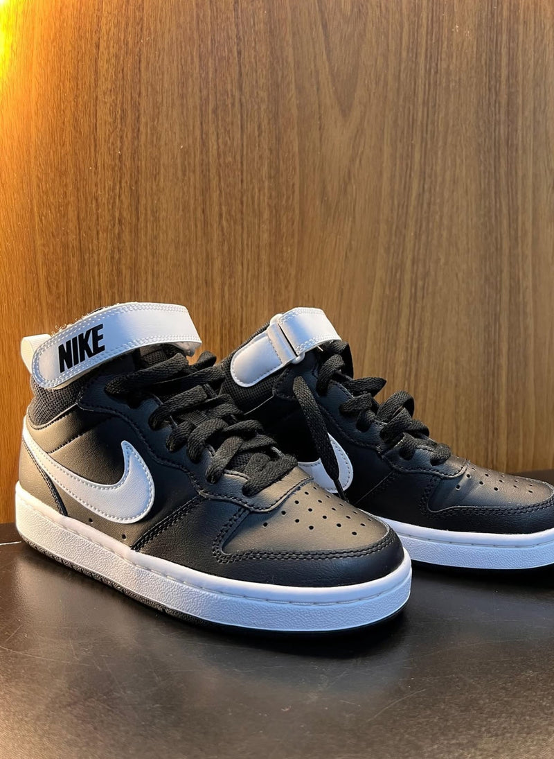 Tênis Nike Court Borough Mid